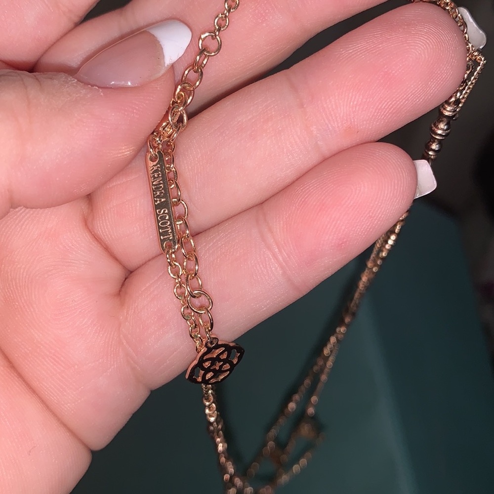 Kendra Scott necklace - Picture 3 of 4